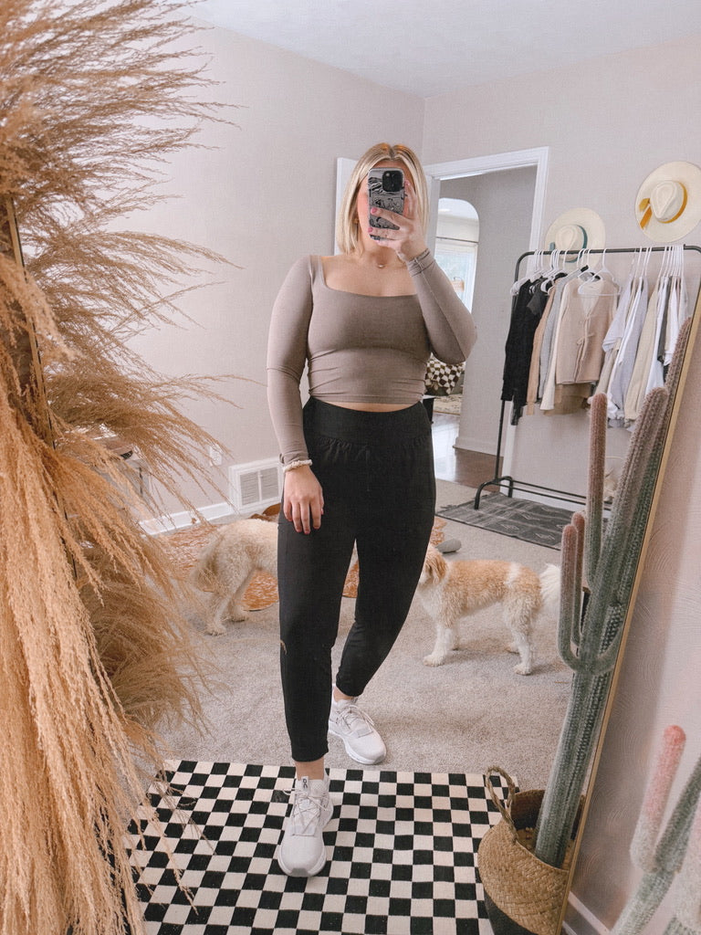 HARLOW SQUARE NECK TOP